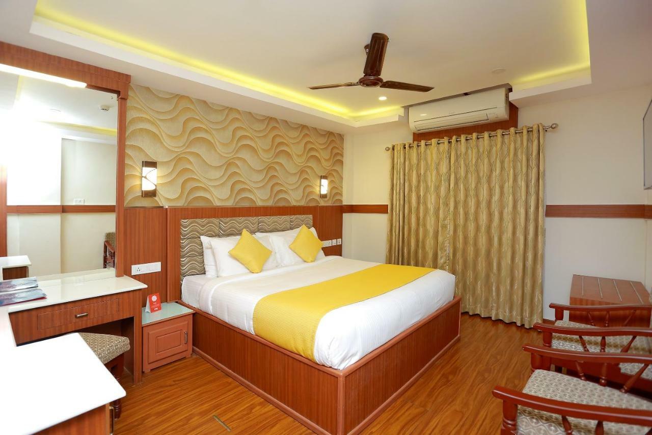Capital O 14702 Kovilakam Residency Thrissur Bagian luar foto